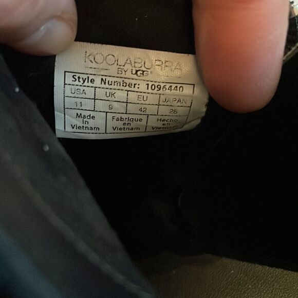 Koolaburra by Ugg Sofiya Black Suede Booties - Picture 7 of 10